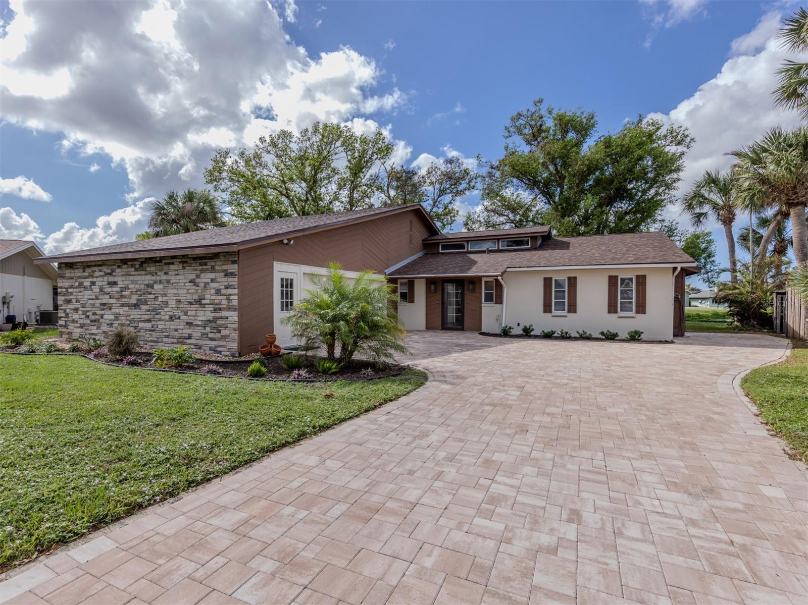 1141 SLEEPY HOLLOW CT, VENICE, FL, 34285