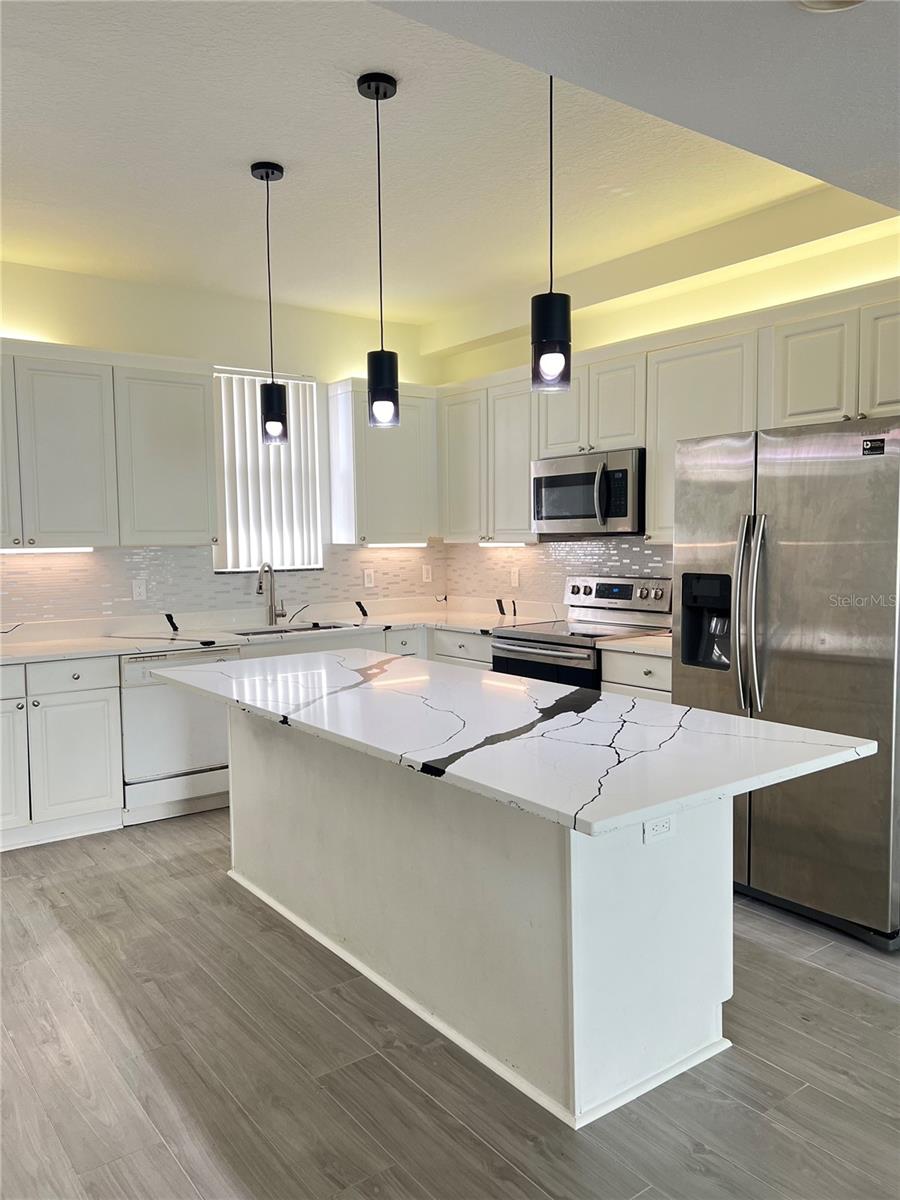 655 CORNERSTONE DR, KISSIMMEE, FL, 34744