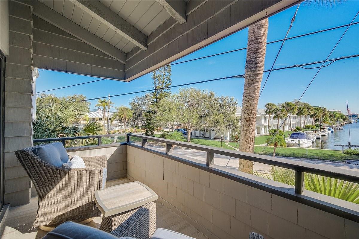 1555 TARPON CENTER DR #202, VENICE, FL, 34285