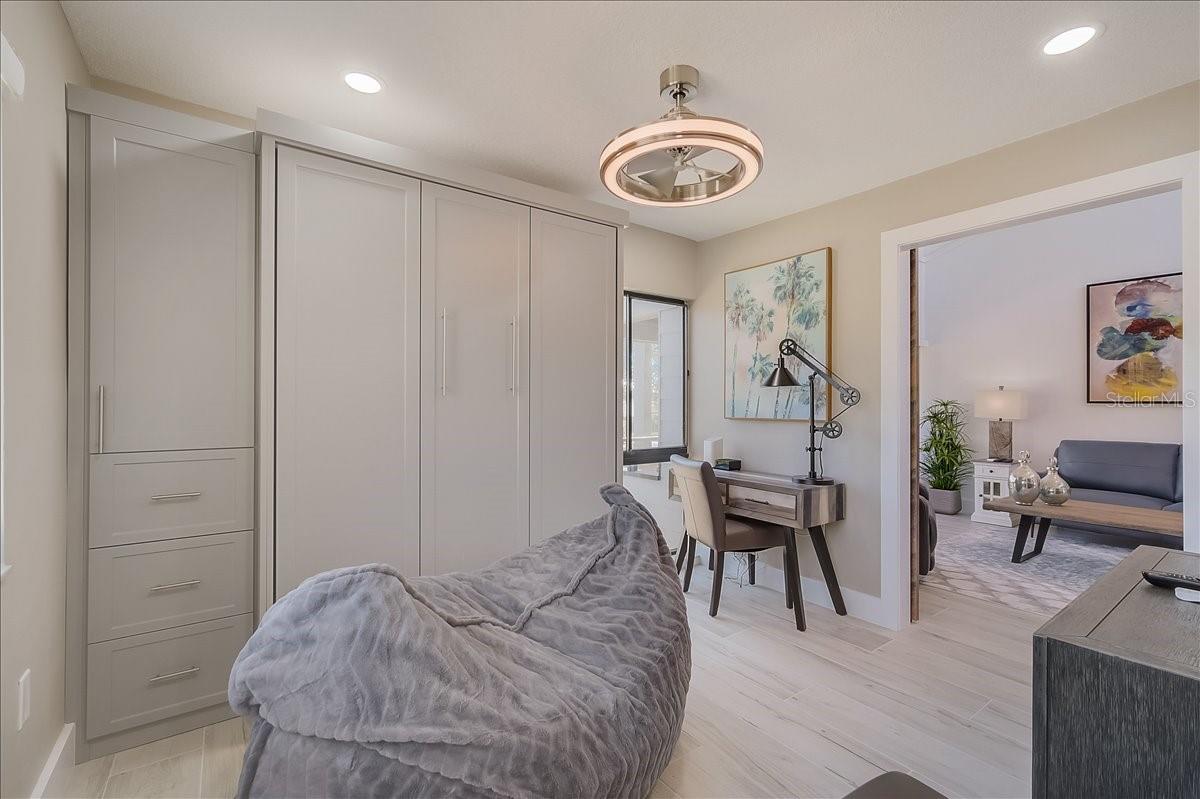 1555 TARPON CENTER DR #202, VENICE, FL, 34285