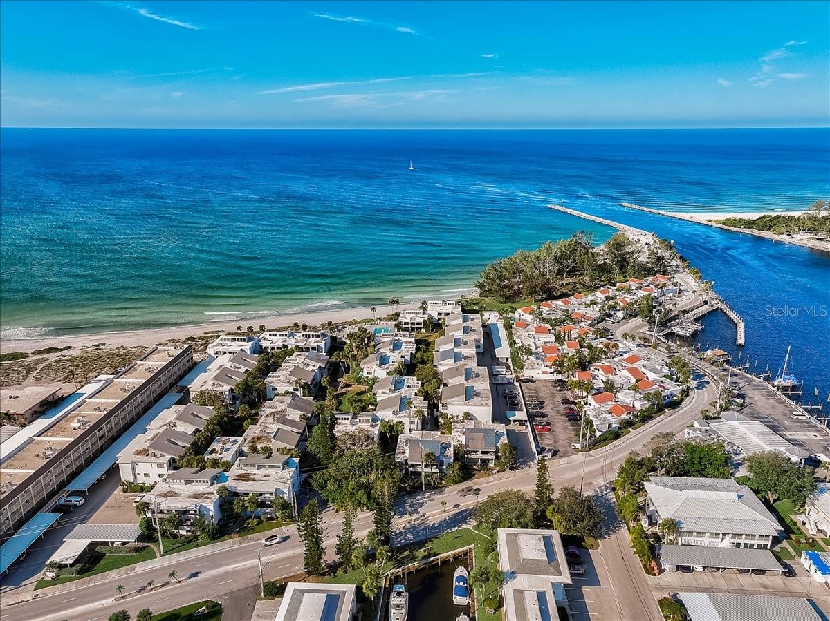 1555 TARPON CENTER DR #202, VENICE, FL, 34285