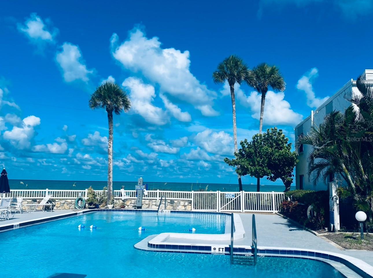 1555 TARPON CENTER DR #202, VENICE, FL, 34285