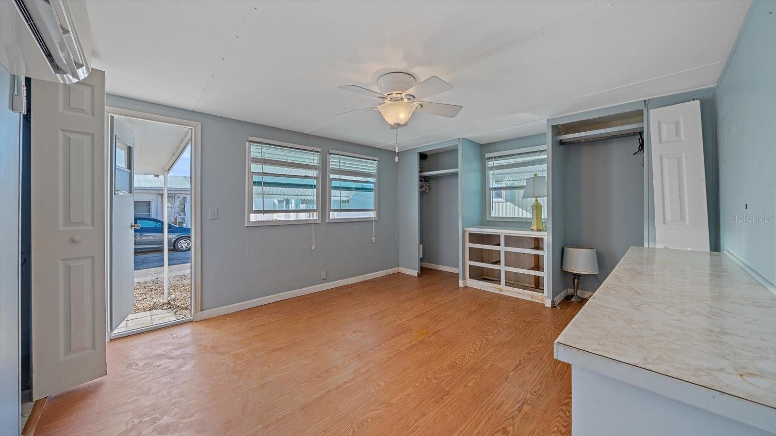 83 TWIN SHORES BLVD, LONGBOAT KEY, FL, 34228
