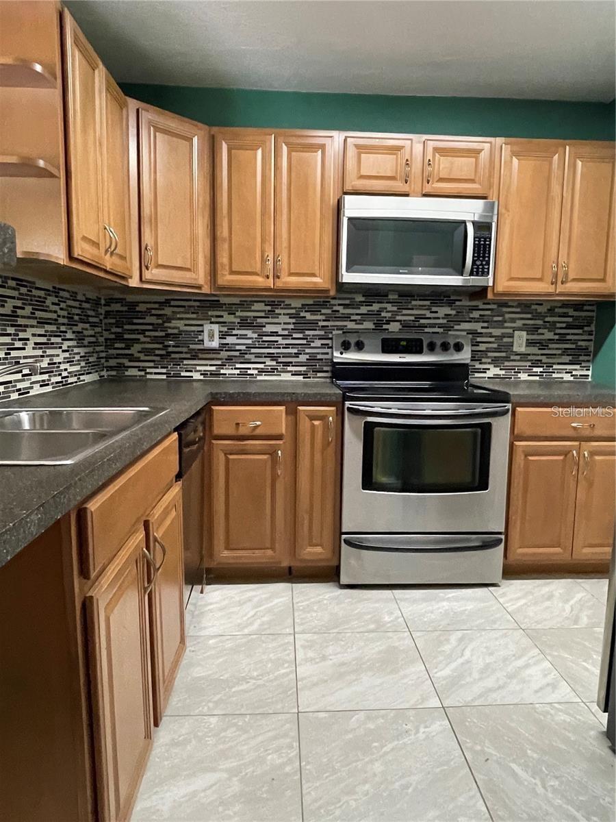 216 AFTON SQ #306, ALTAMONTE SPRINGS, FL, 32714