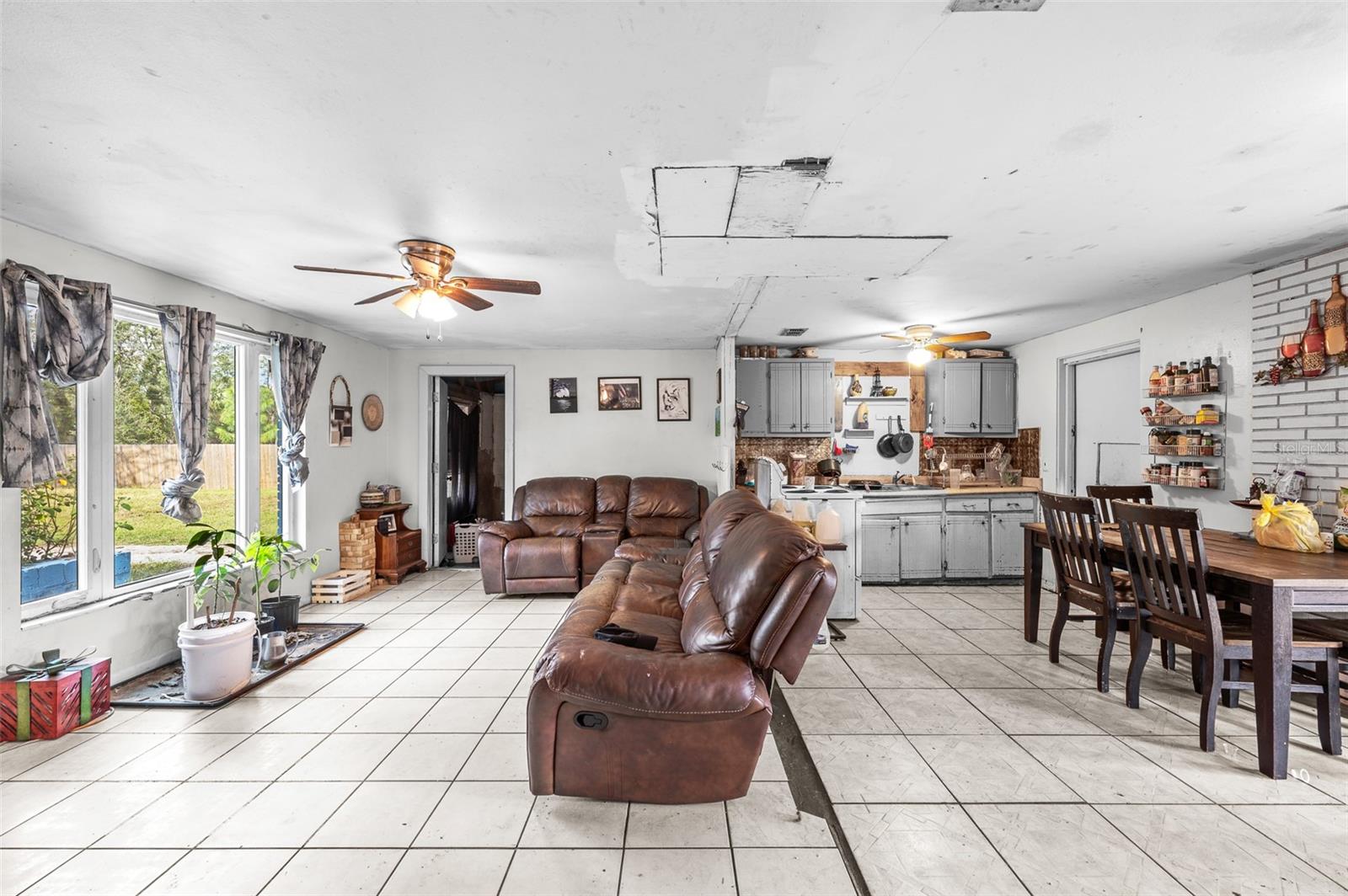 1108 S 82ND ST, TAMPA, FL, 33619