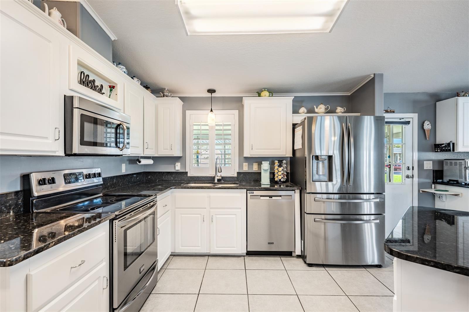 37635 GILL AVE, ZEPHYRHILLS, FL, 33541