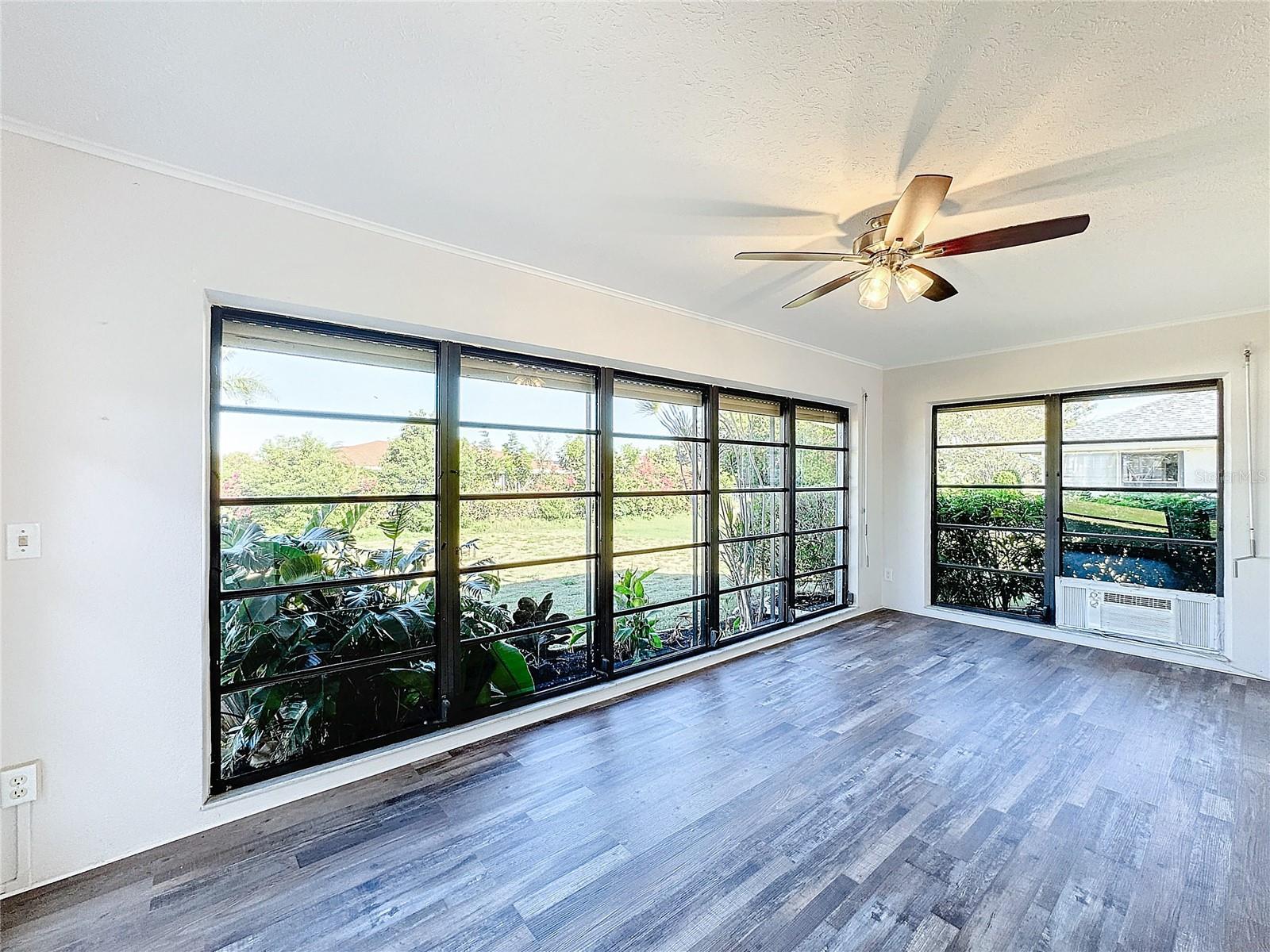 1715 S PEBBLE BEACH BLVD, SUN CITY CENTER, FL, 33573