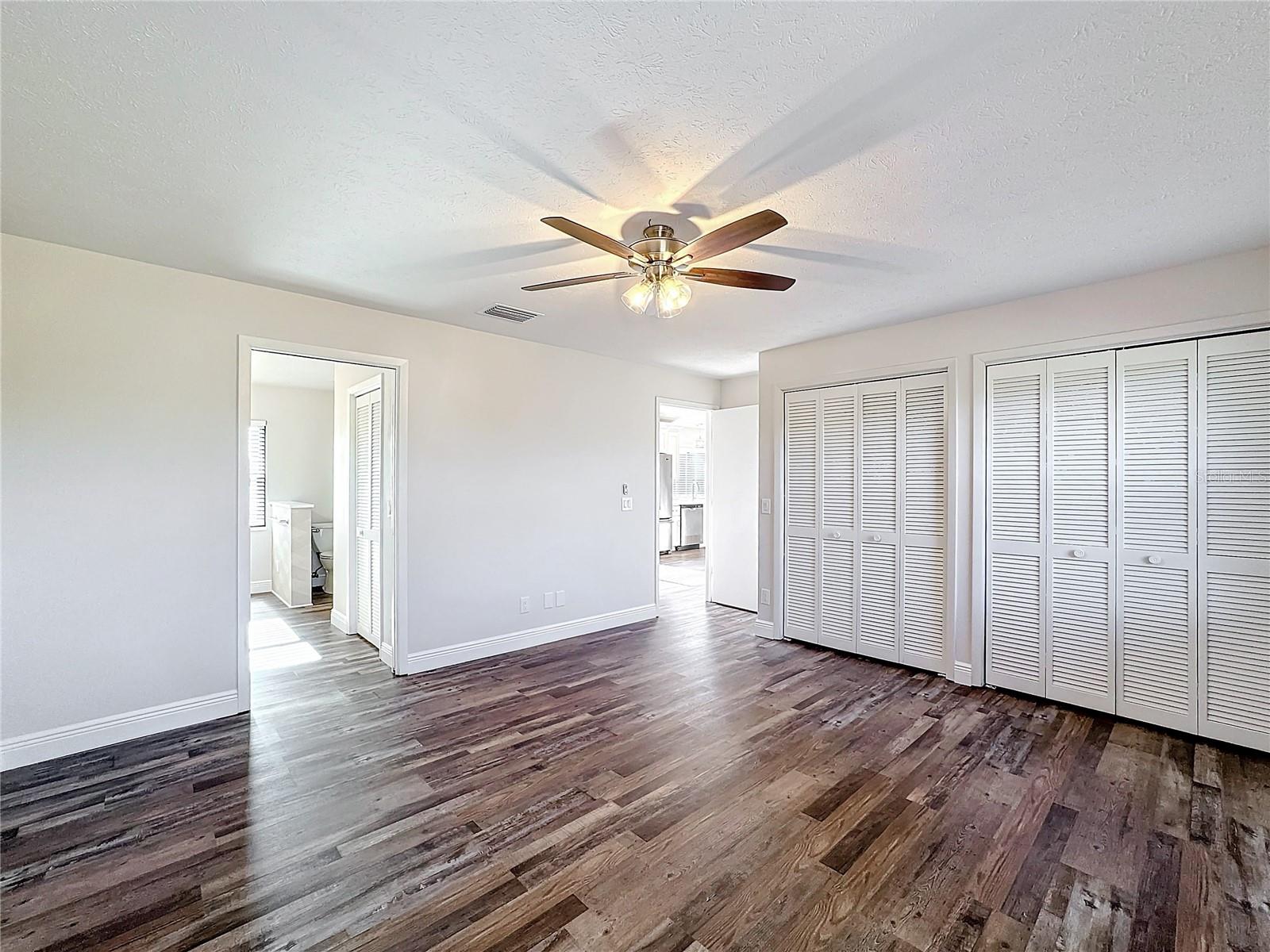 1715 S PEBBLE BEACH BLVD, SUN CITY CENTER, FL, 33573