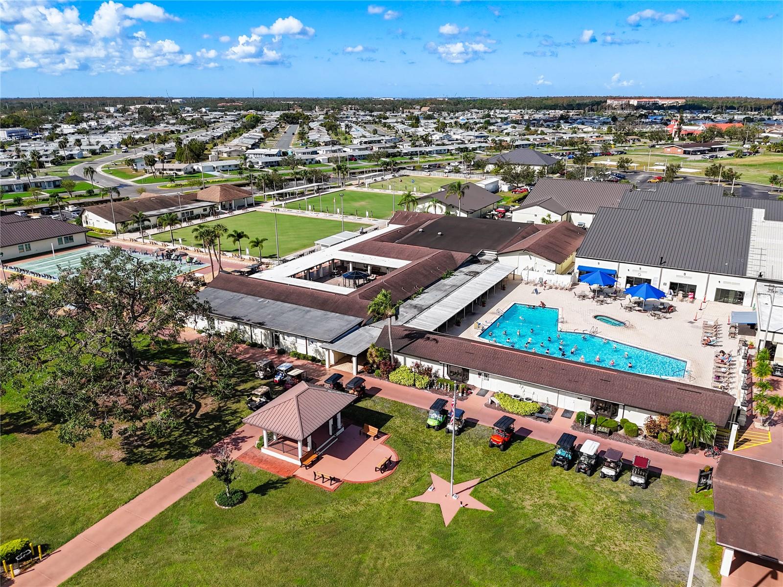 1715 S PEBBLE BEACH BLVD, SUN CITY CENTER, FL, 33573