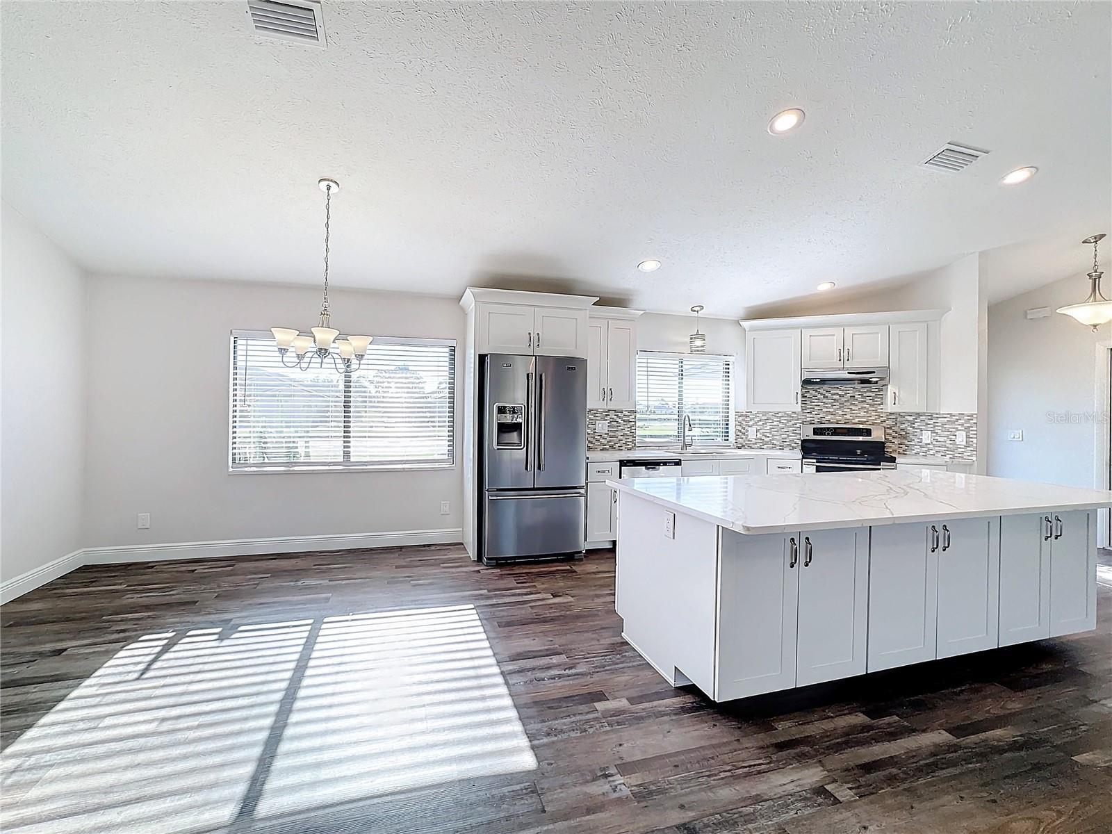 1715 S PEBBLE BEACH BLVD, SUN CITY CENTER, FL, 33573