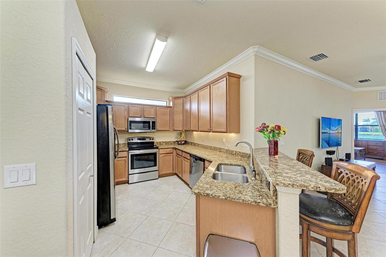 6607 CANDLESTICK DR, BRADENTON, FL, 34212