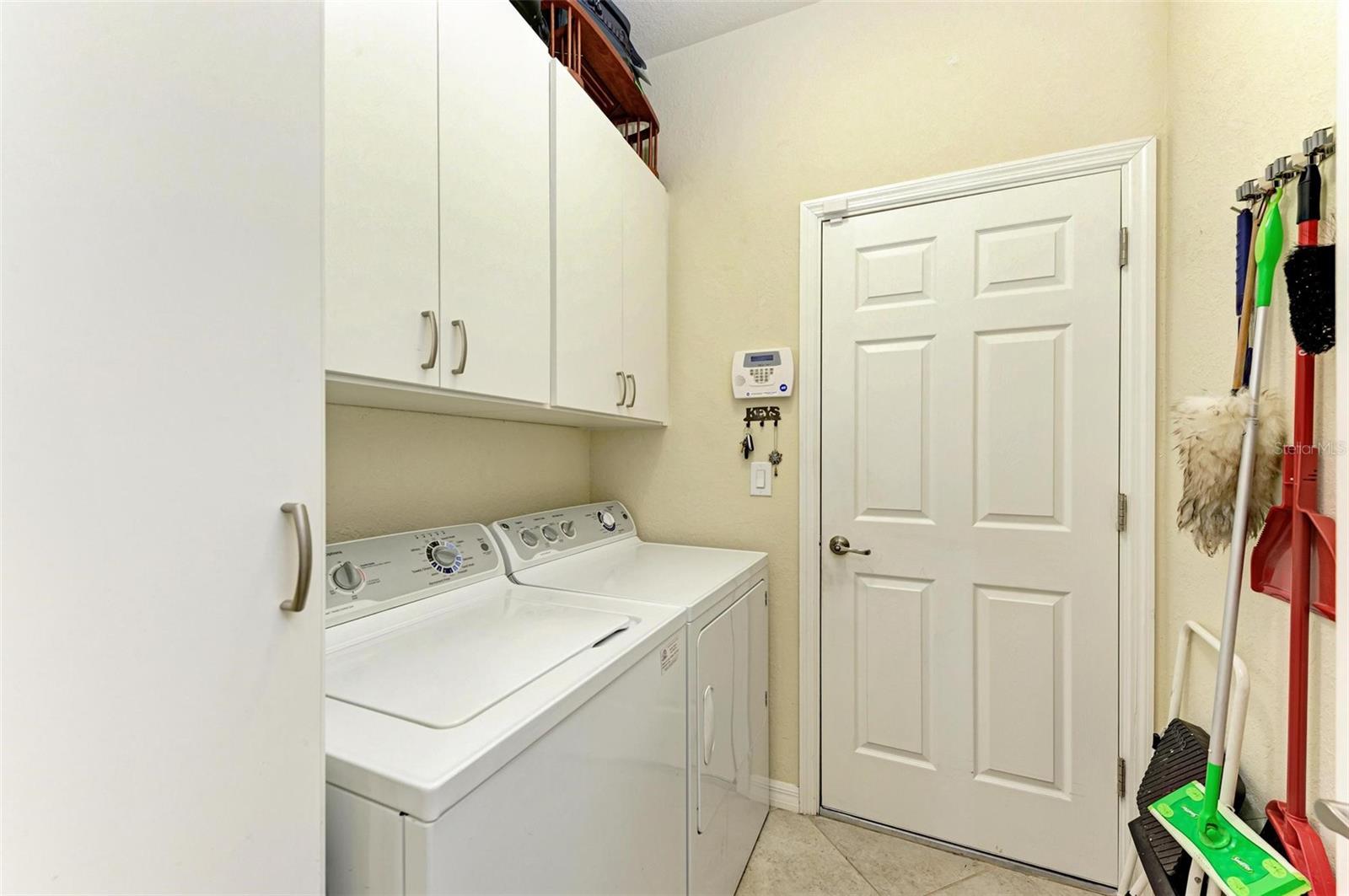 6607 CANDLESTICK DR, BRADENTON, FL, 34212
