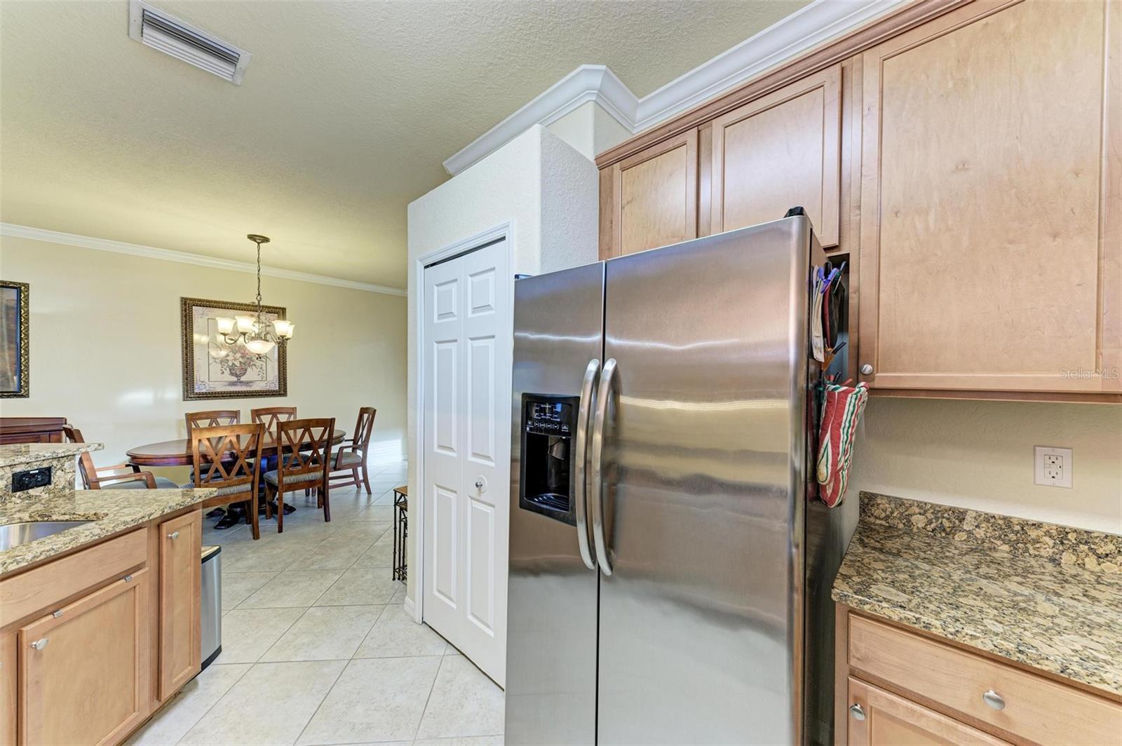 6607 CANDLESTICK DR, BRADENTON, FL, 34212