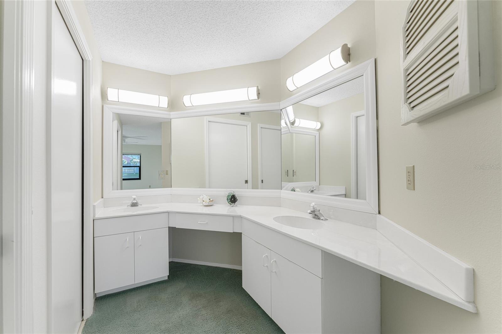 309 PINE HOLLOW CIR #309, ENGLEWOOD, FL, 34223
