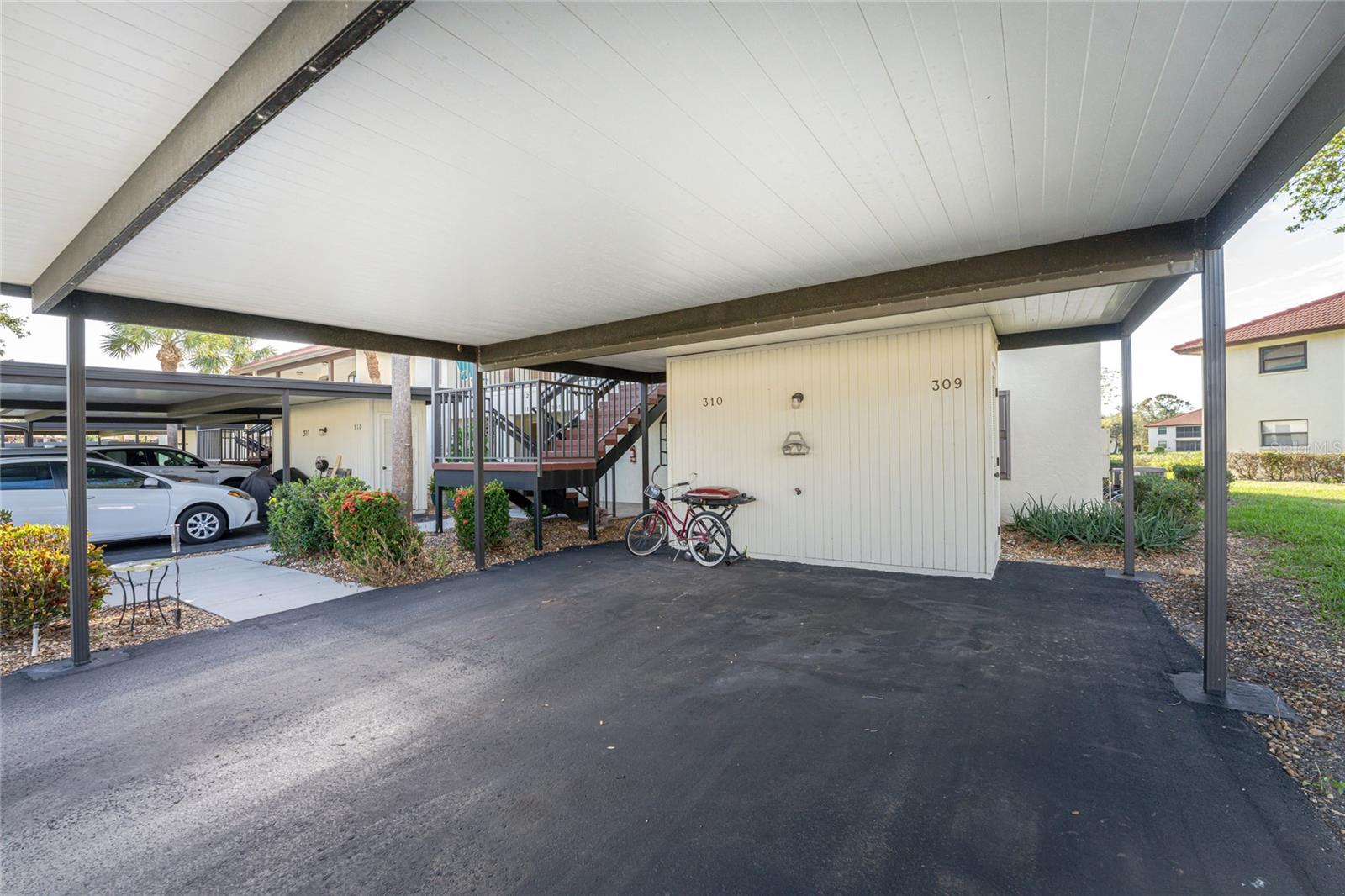 309 PINE HOLLOW CIR #309, ENGLEWOOD, FL, 34223