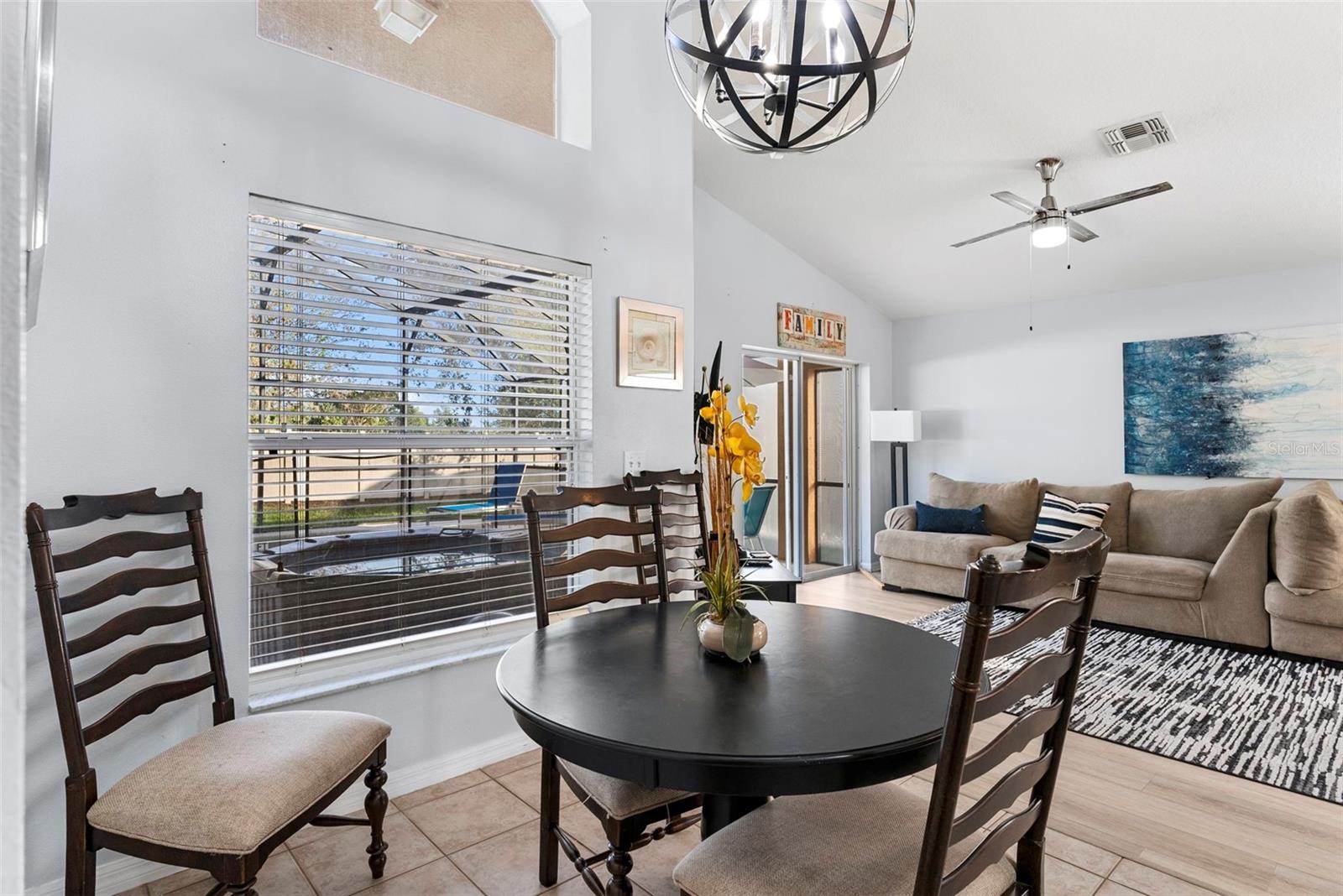 1070 SOLANA CIR, DAVENPORT, FL, 33897