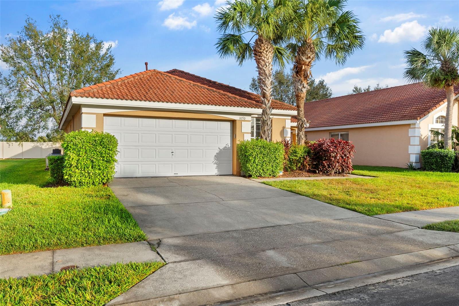 1070 SOLANA CIR, DAVENPORT, FL, 33897