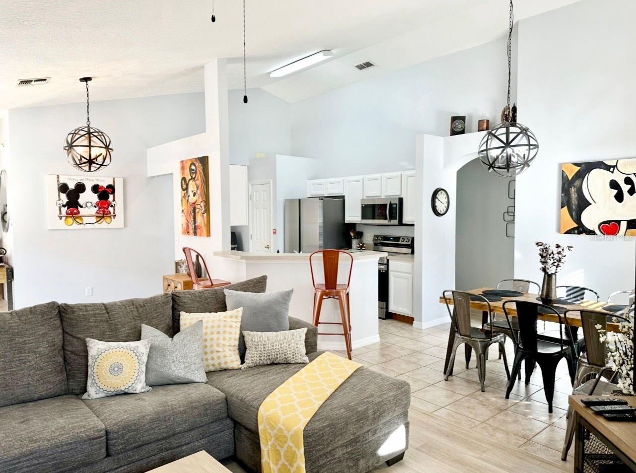 1070 SOLANA CIR, DAVENPORT, FL, 33897