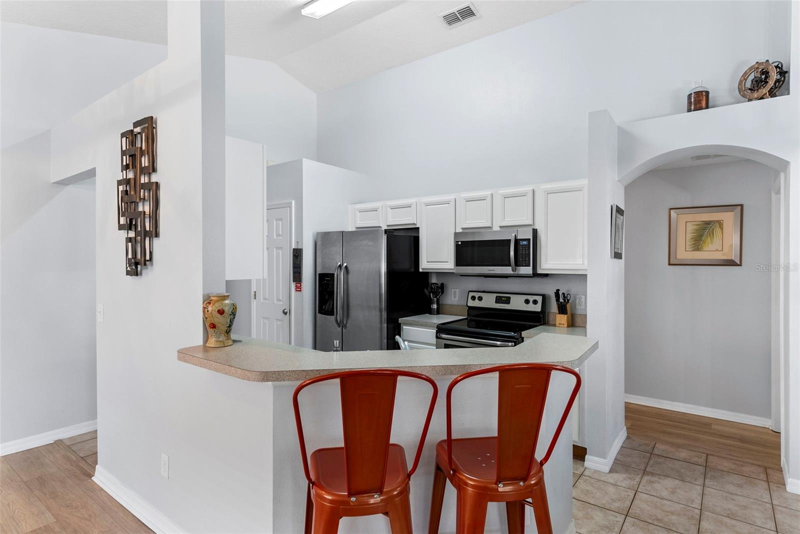 1070 SOLANA CIR, DAVENPORT, FL, 33897