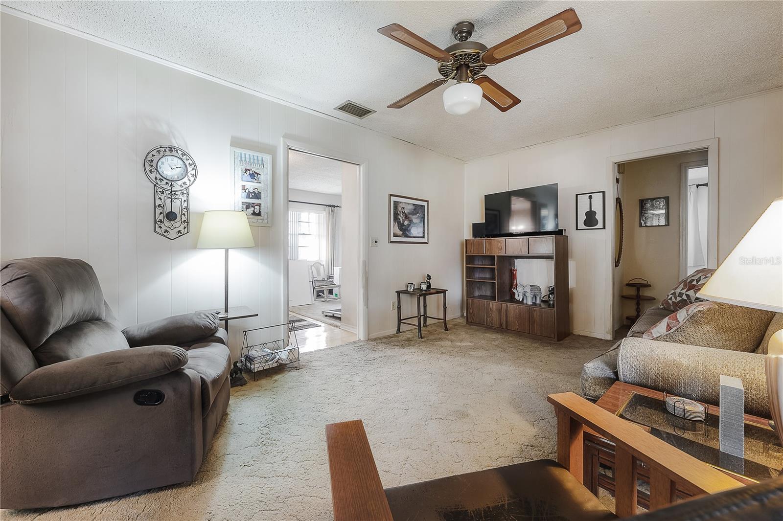 7515 OAKVISTA CIR, TAMPA, FL, 33634