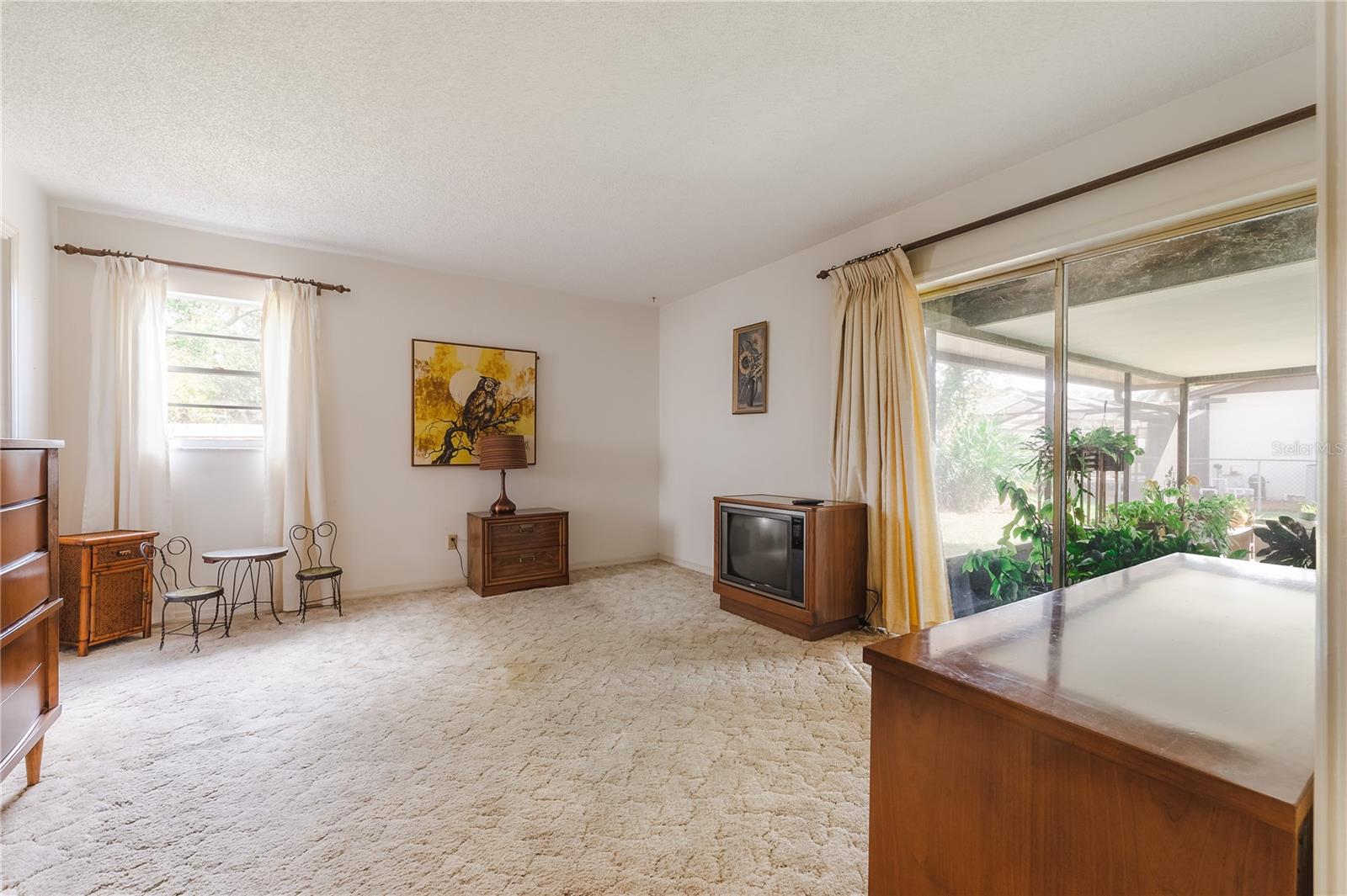 7515 OAKVISTA CIR, TAMPA, FL, 33634