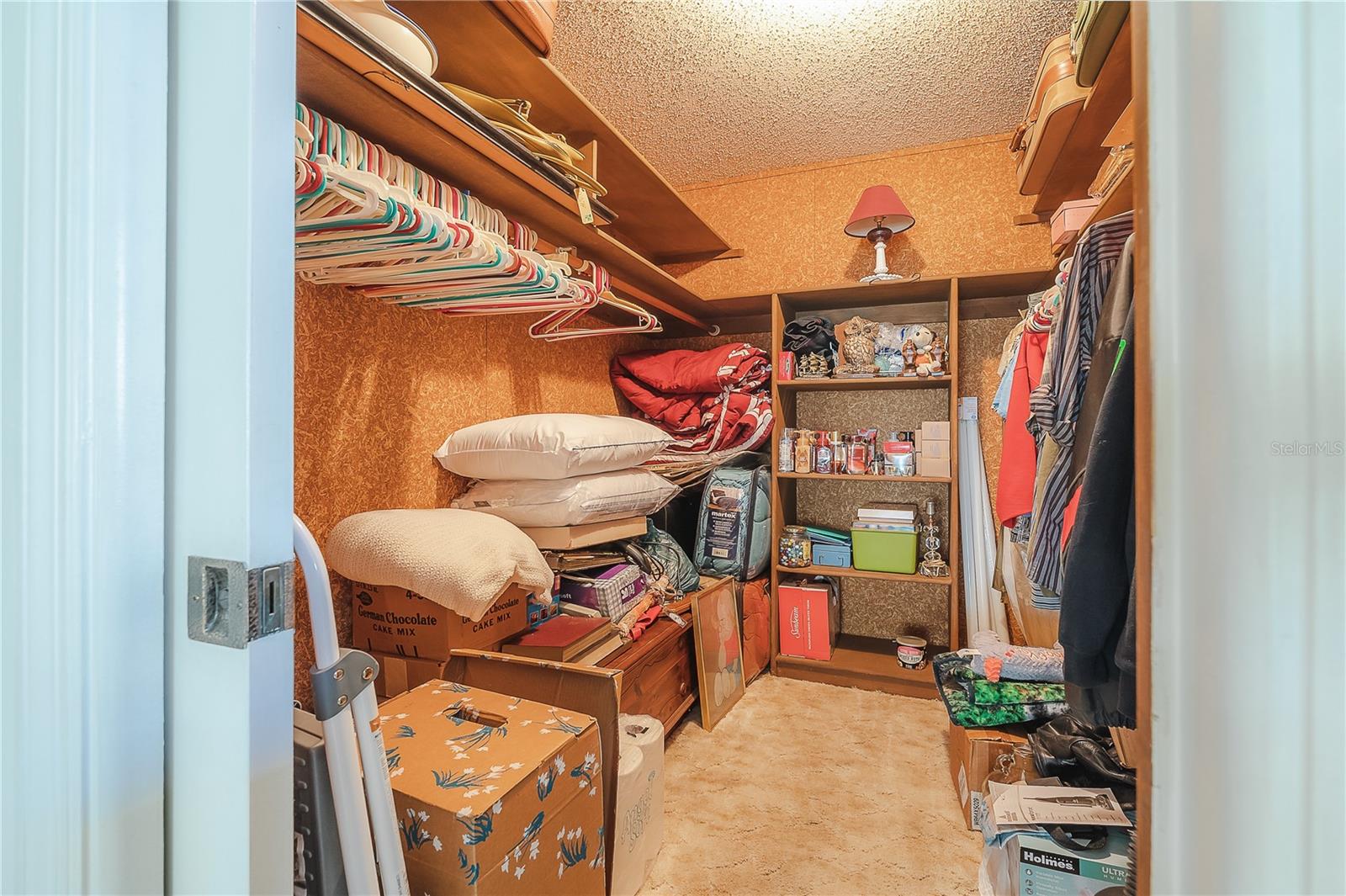 7515 OAKVISTA CIR, TAMPA, FL, 33634