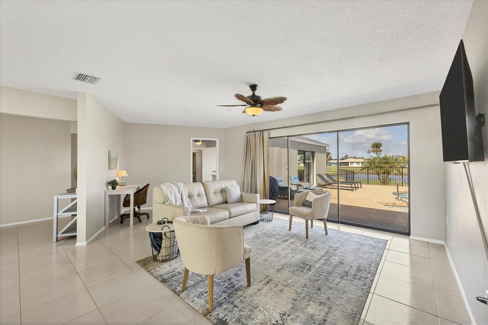 88 OAKLAND HILLS PL, ROTONDA WEST, FL, 33947