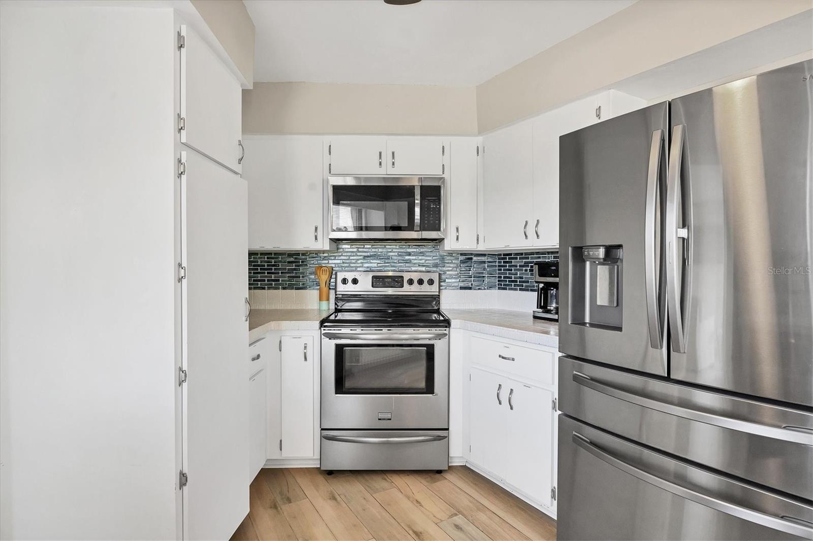 88 OAKLAND HILLS PL, ROTONDA WEST, FL, 33947