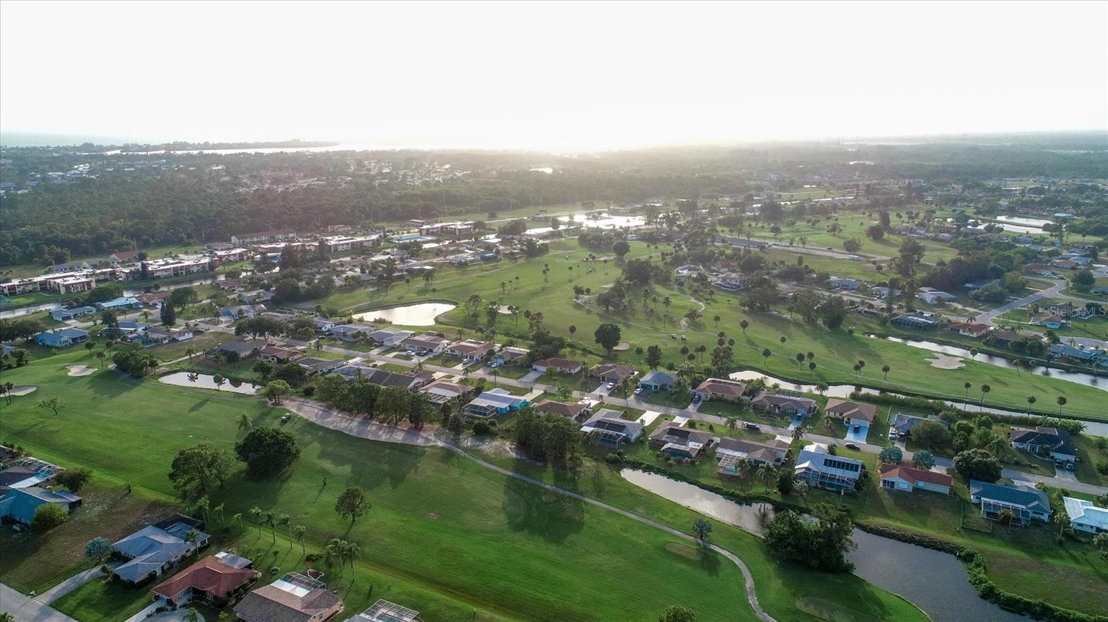 88 OAKLAND HILLS PL, ROTONDA WEST, FL, 33947