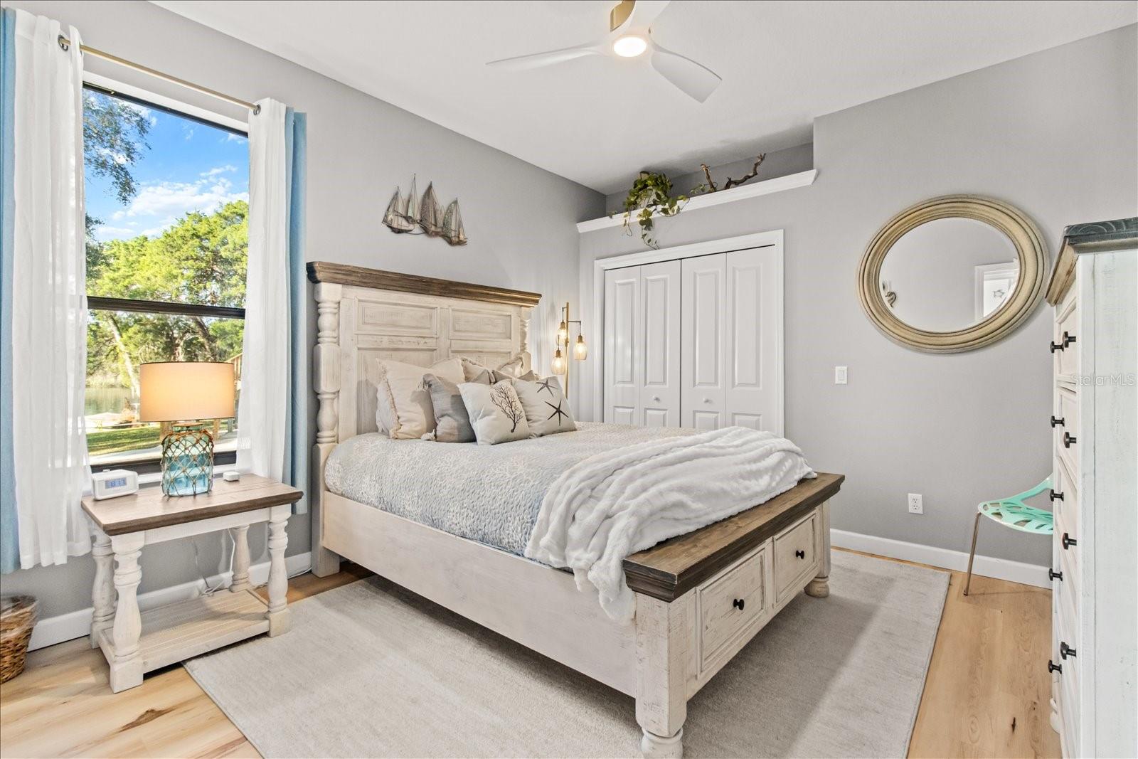 1055 N CRESCENT DR, CRYSTAL RIVER, FL, 34429