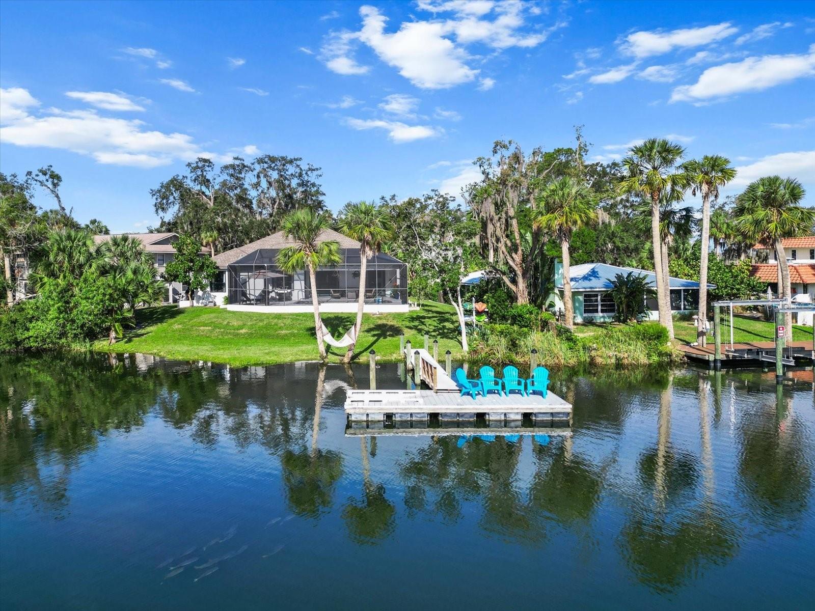 1055 N CRESCENT DR, CRYSTAL RIVER, FL, 34429