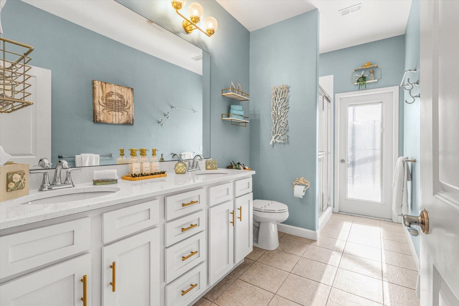 1055 N CRESCENT DR, CRYSTAL RIVER, FL, 34429