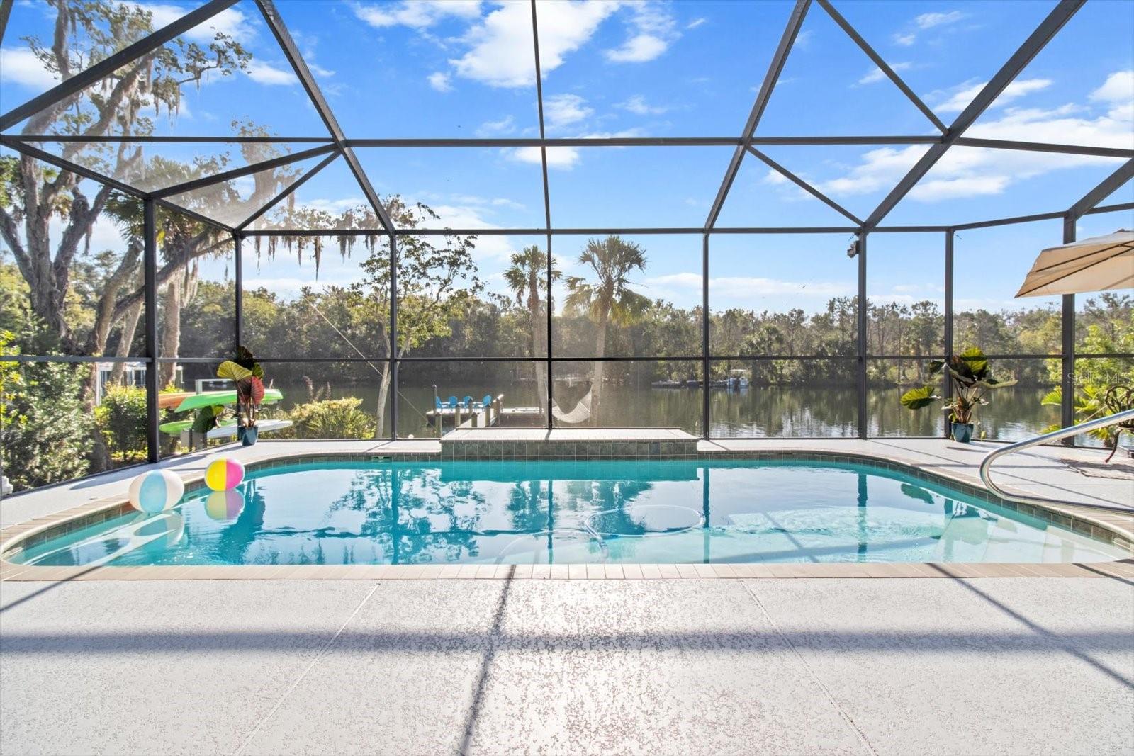 1055 N CRESCENT DR, CRYSTAL RIVER, FL, 34429