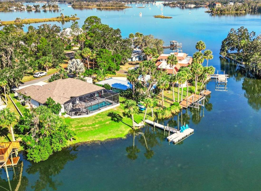 1055 N CRESCENT DR, CRYSTAL RIVER, FL, 34429