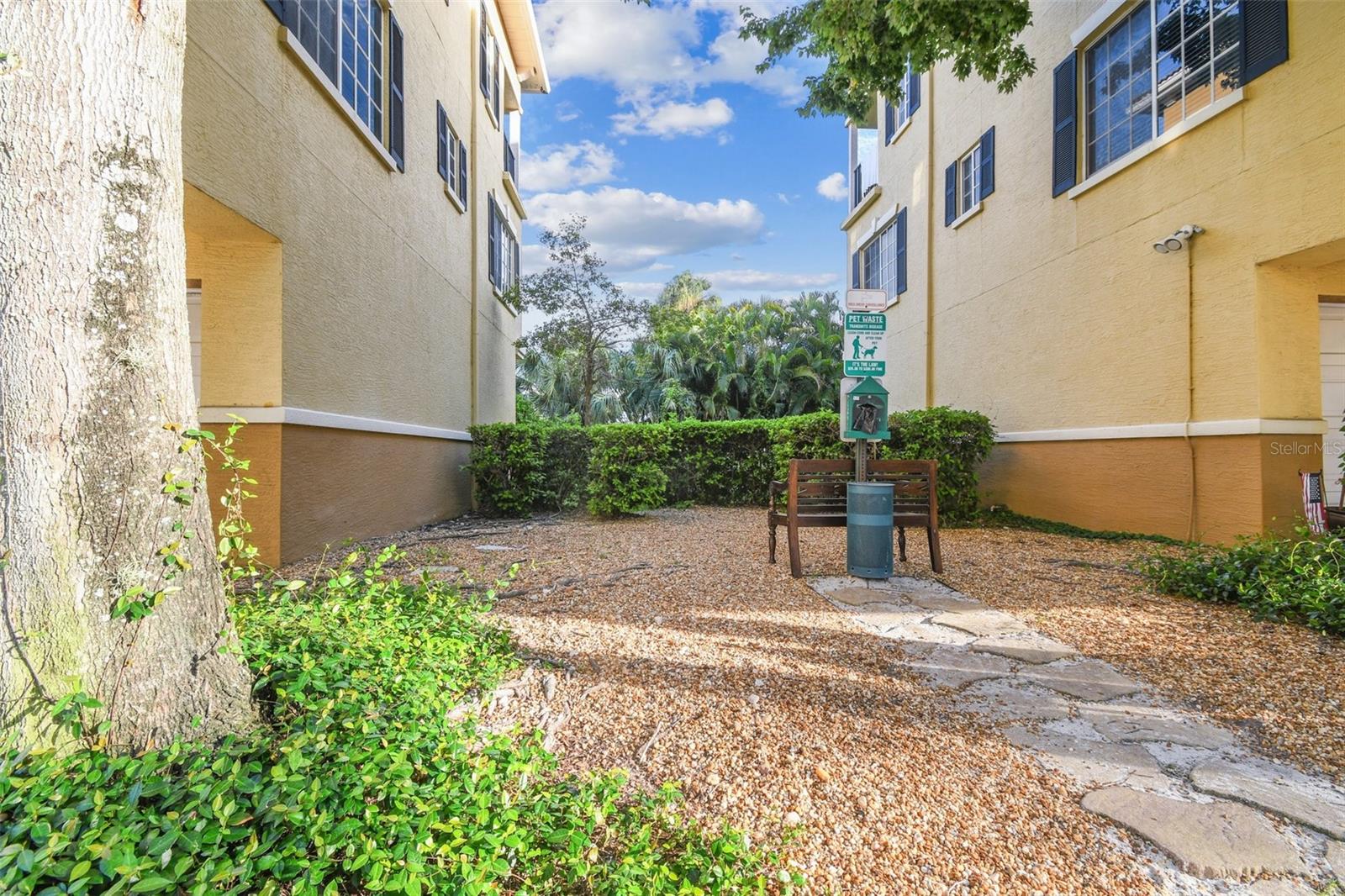 5228 HAMPTON BEACH PL #140, TAMPA, FL, 33609