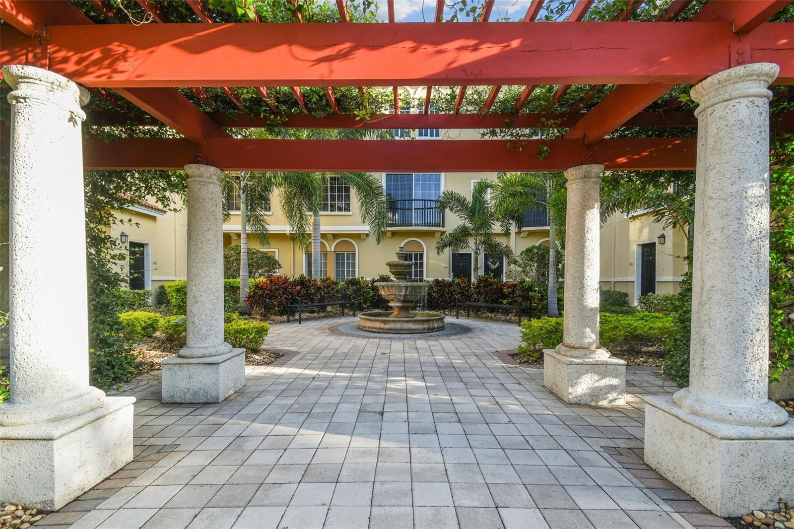 5228 HAMPTON BEACH PL #140, TAMPA, FL, 33609