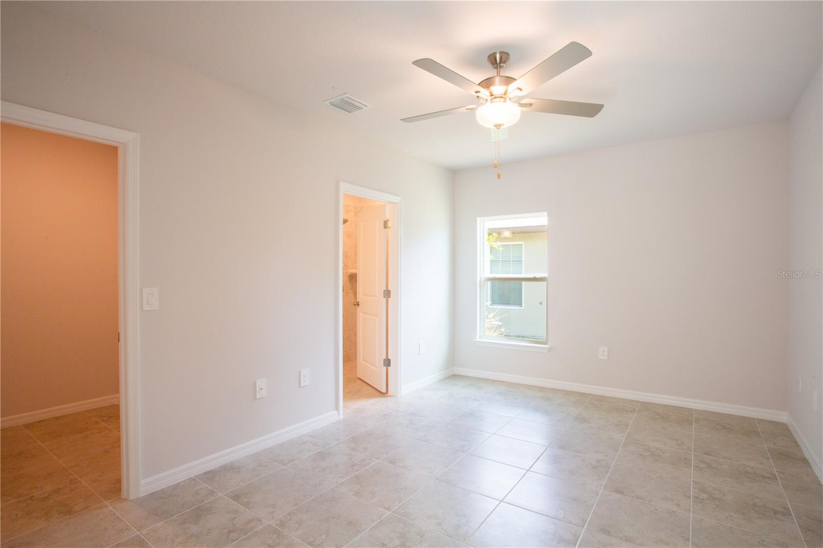 540 ROSE APPLE CIR, PORT CHARLOTTE, FL, 33954