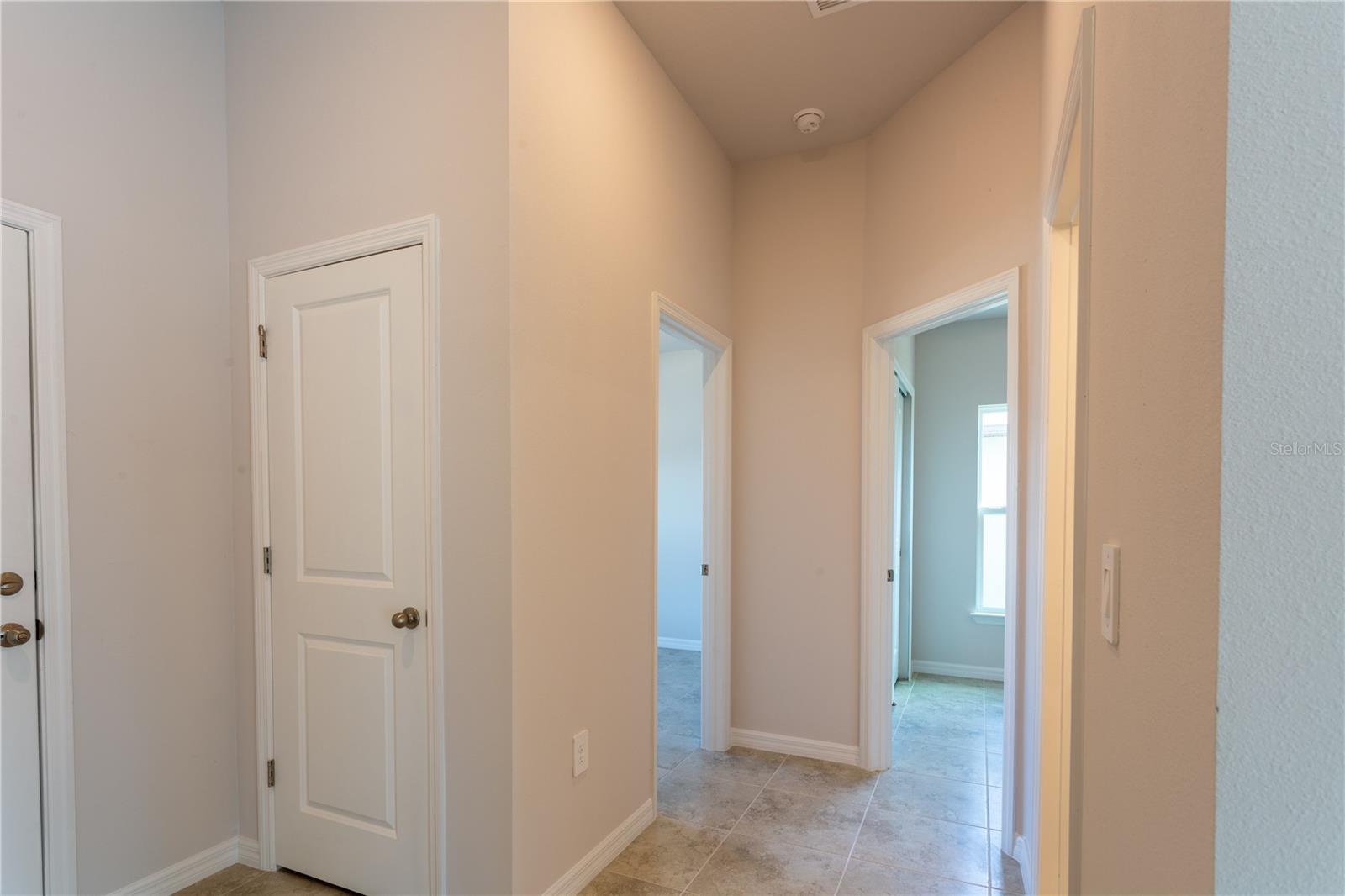 540 ROSE APPLE CIR, PORT CHARLOTTE, FL, 33954