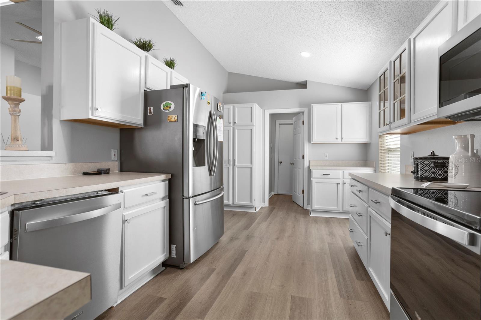 110 MONTEREY OAKS DR, SANFORD, FL, 32771