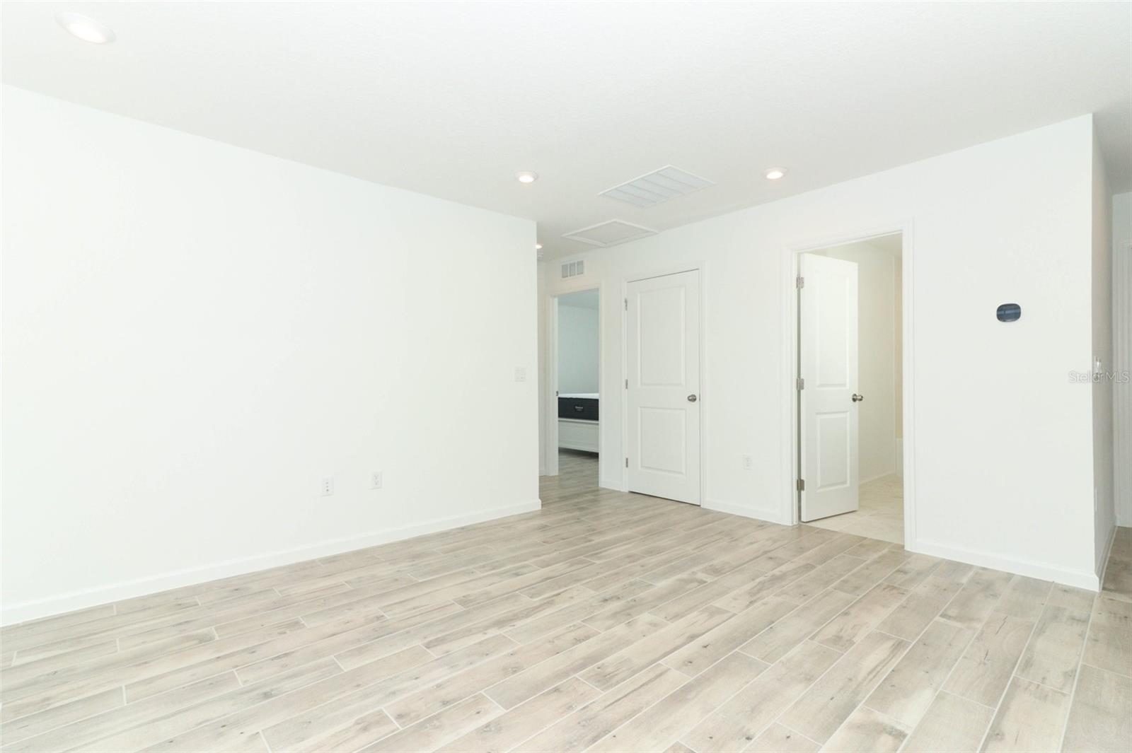 7916 WATERFIELD AVE, ORLANDO, FL, 32832