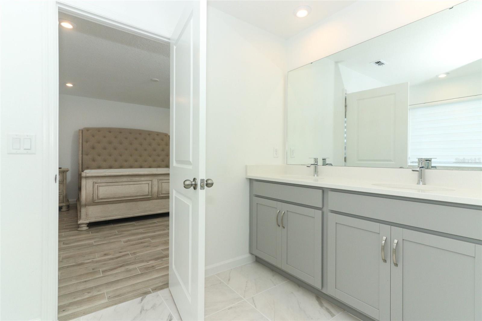 7916 WATERFIELD AVE, ORLANDO, FL, 32832