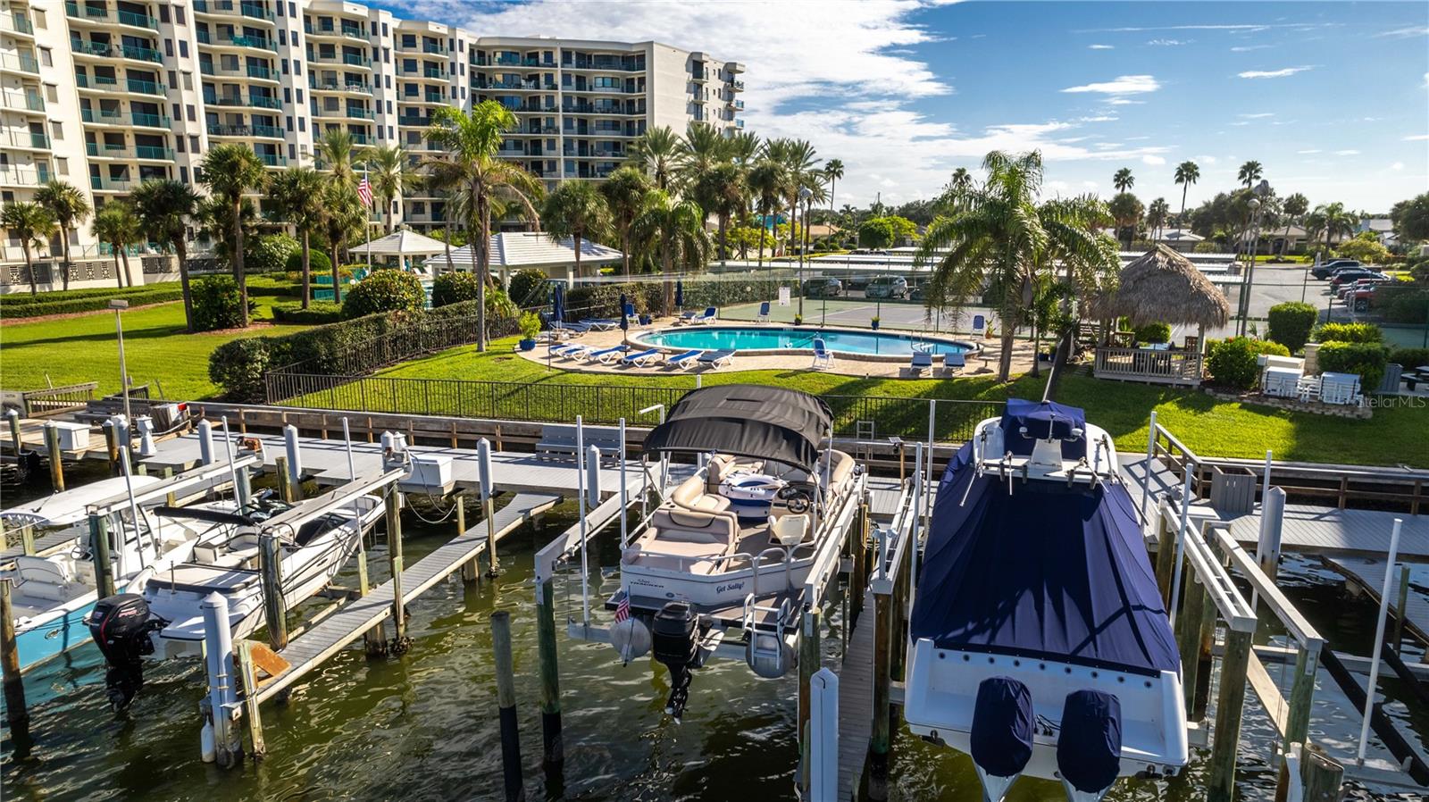 660 ISLAND WAY #908, CLEARWATER BEACH, FL, 33767