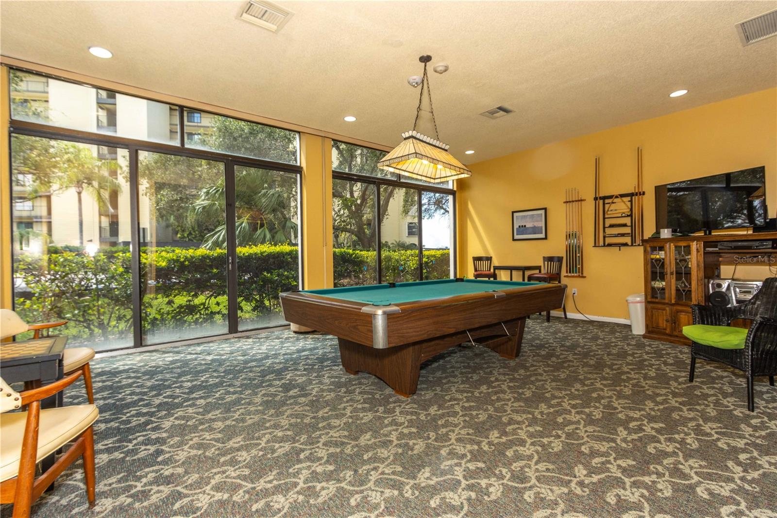 660 ISLAND WAY #908, CLEARWATER BEACH, FL, 33767
