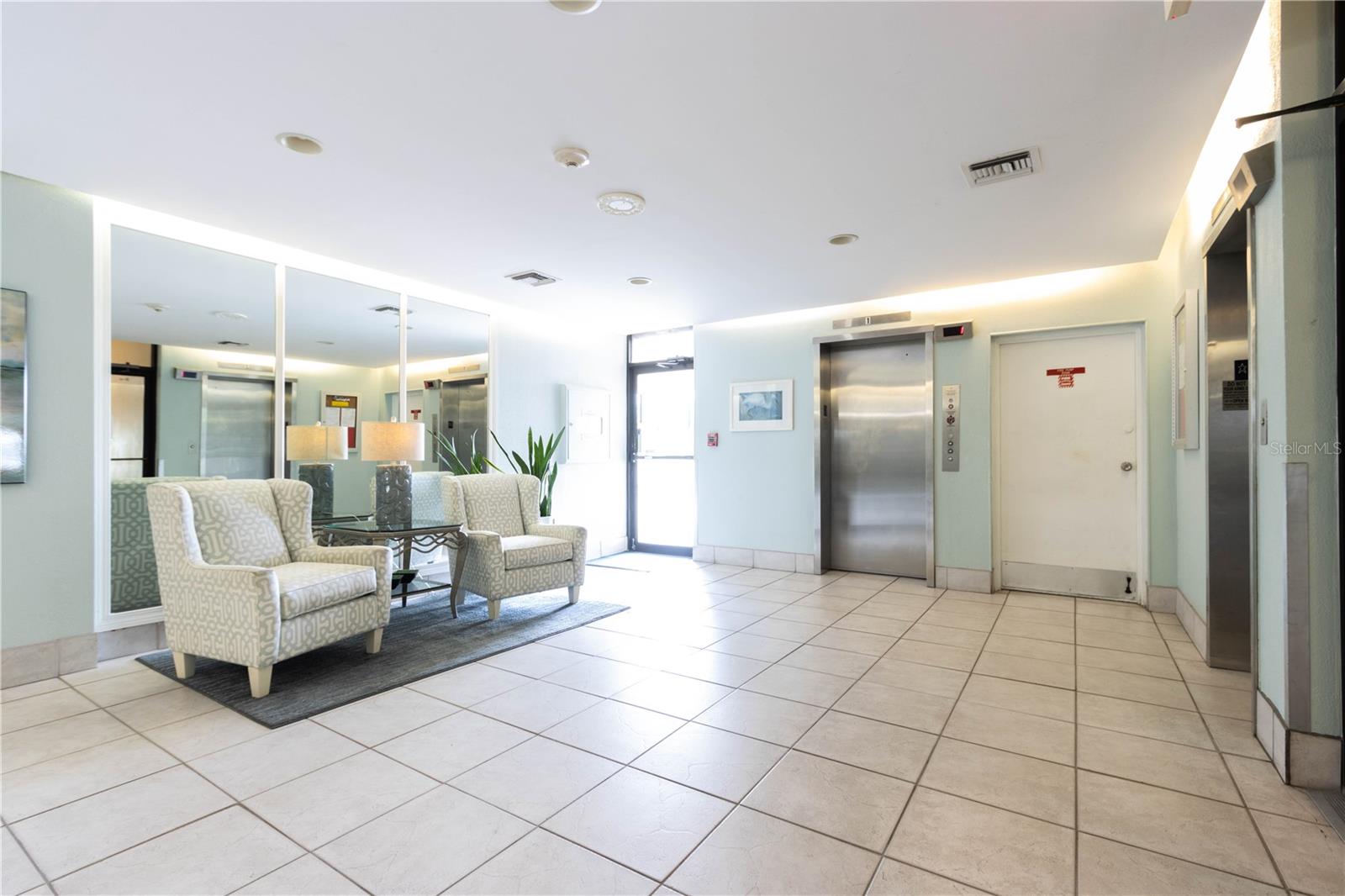 660 ISLAND WAY #908, CLEARWATER BEACH, FL, 33767