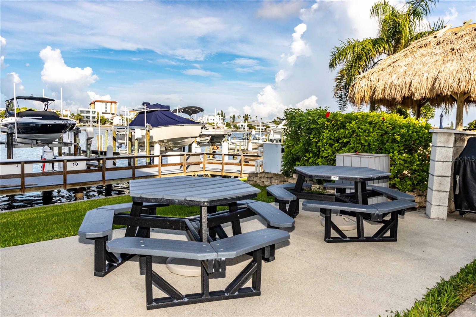 660 ISLAND WAY #908, CLEARWATER BEACH, FL, 33767