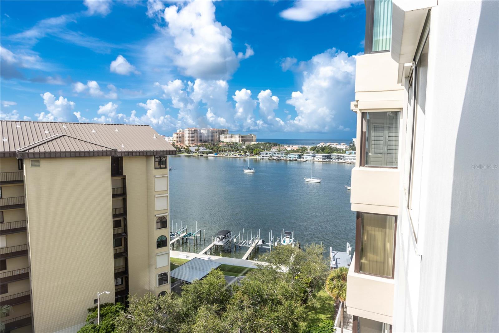 660 ISLAND WAY #908, CLEARWATER BEACH, FL, 33767