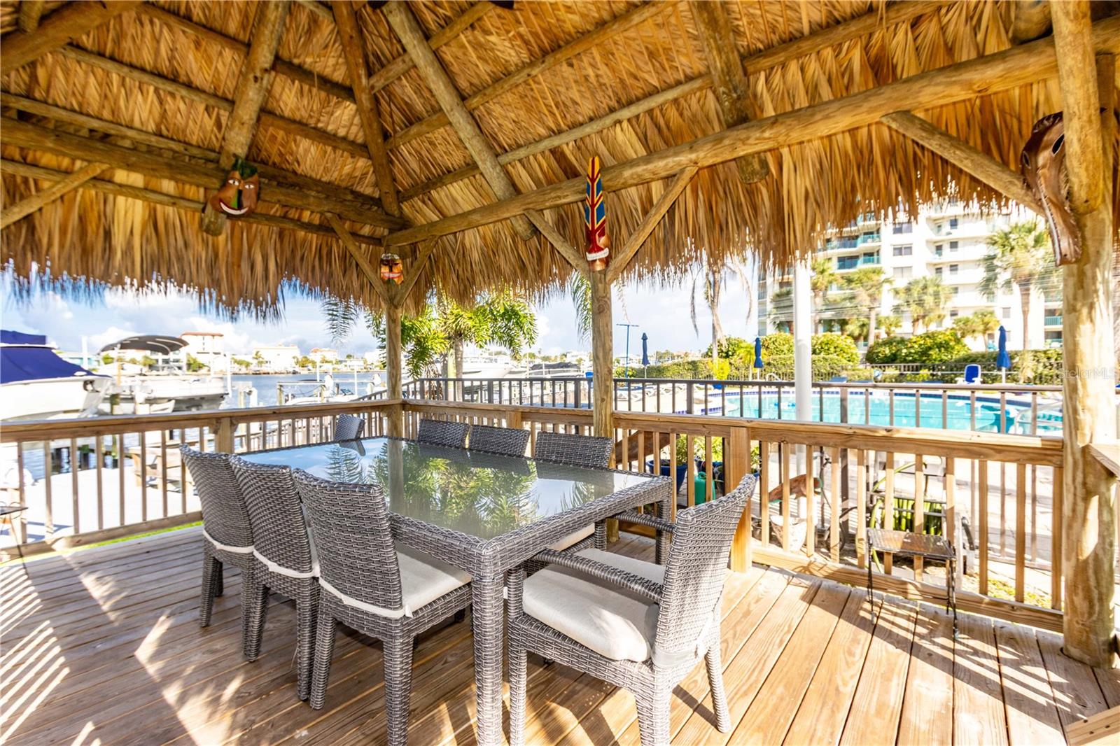 660 ISLAND WAY #908, CLEARWATER BEACH, FL, 33767