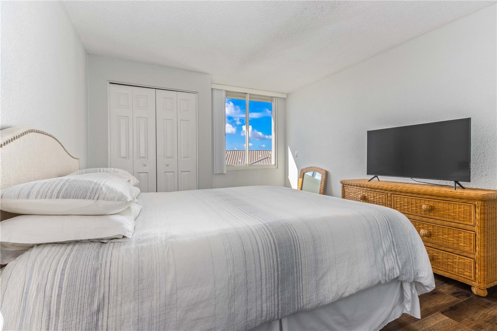 660 ISLAND WAY #908, CLEARWATER BEACH, FL, 33767