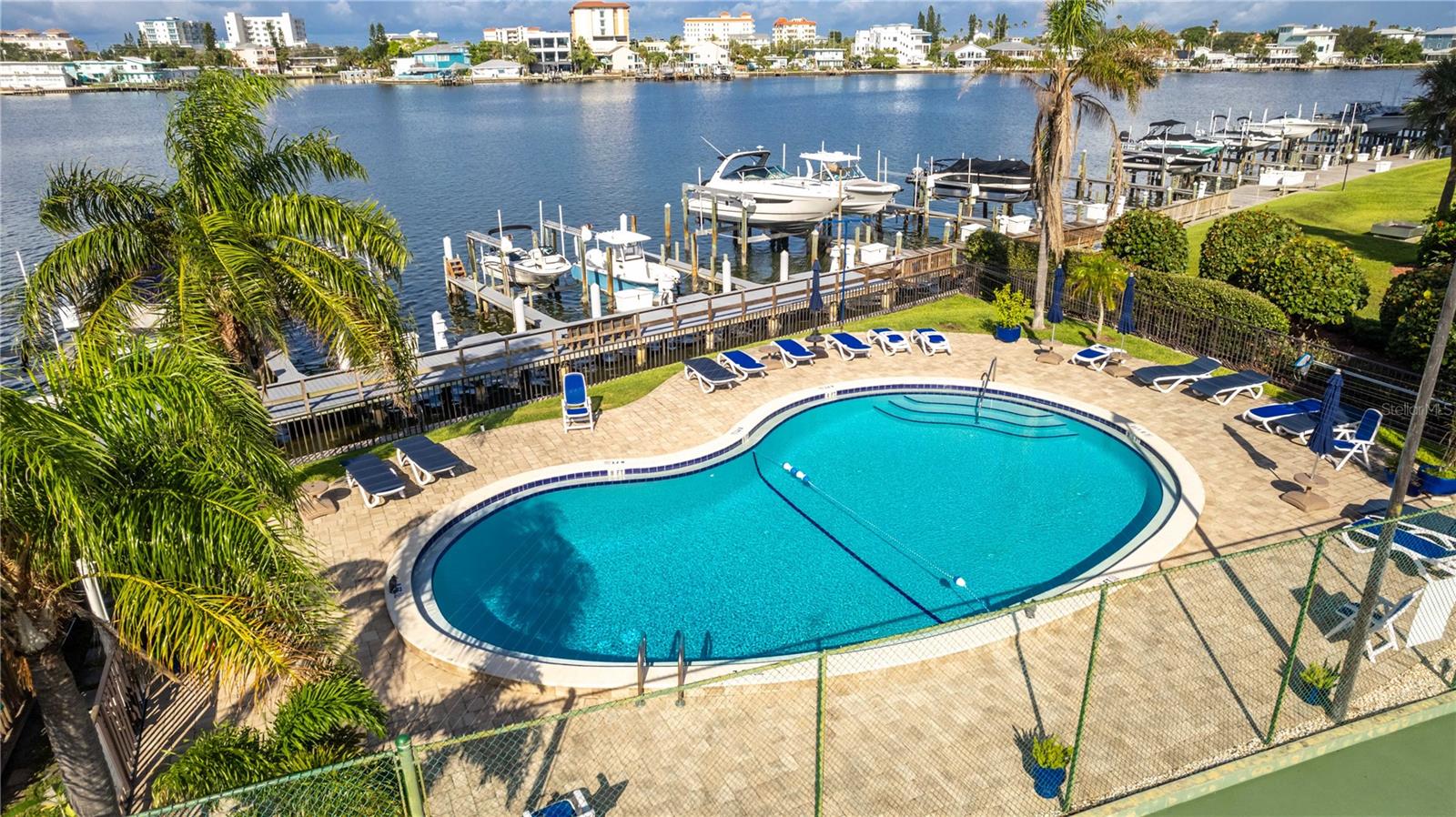660 ISLAND WAY #908, CLEARWATER BEACH, FL, 33767