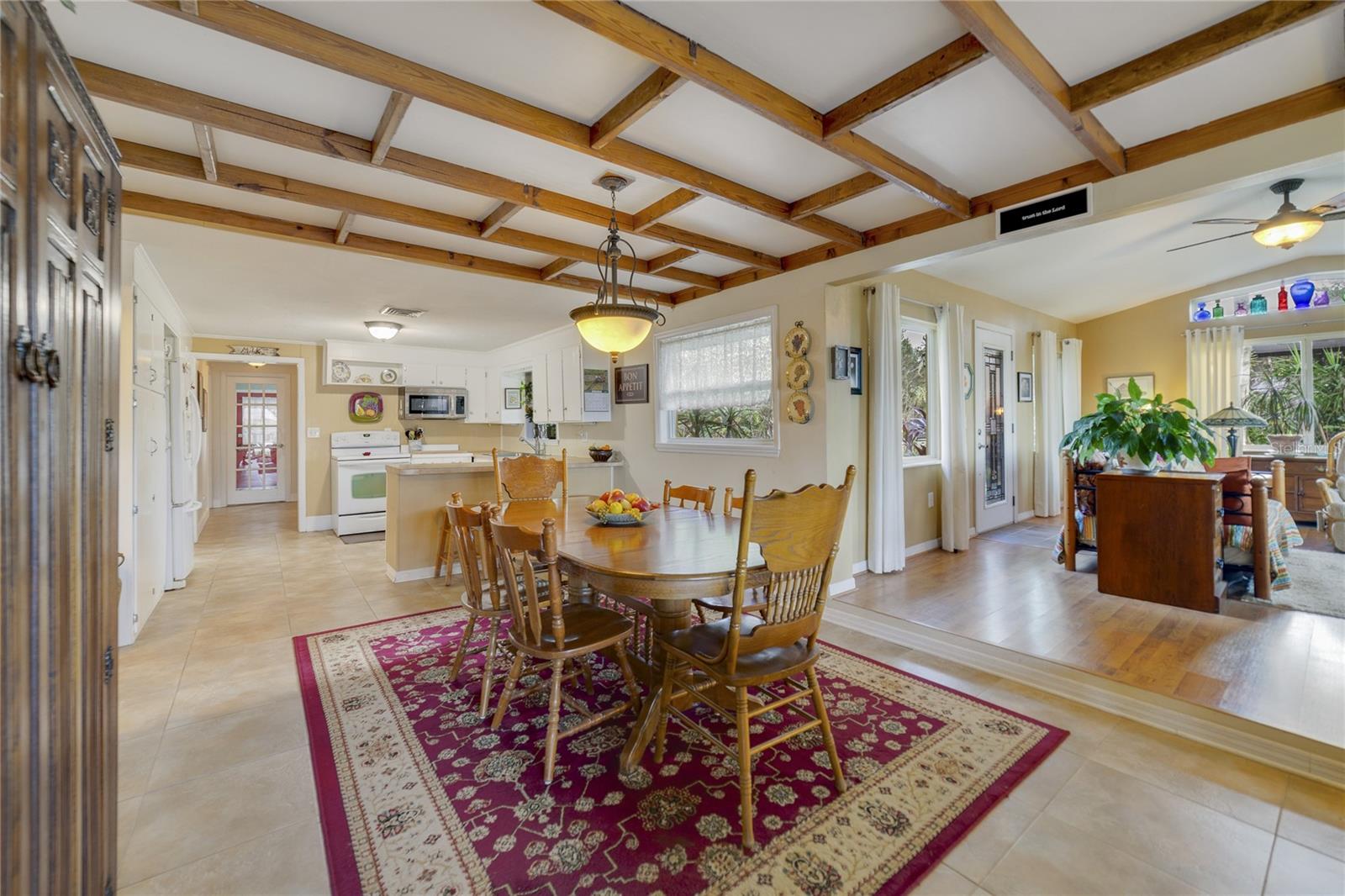 11052 W BEACH PKWY, LAKE WALES, FL, 33898